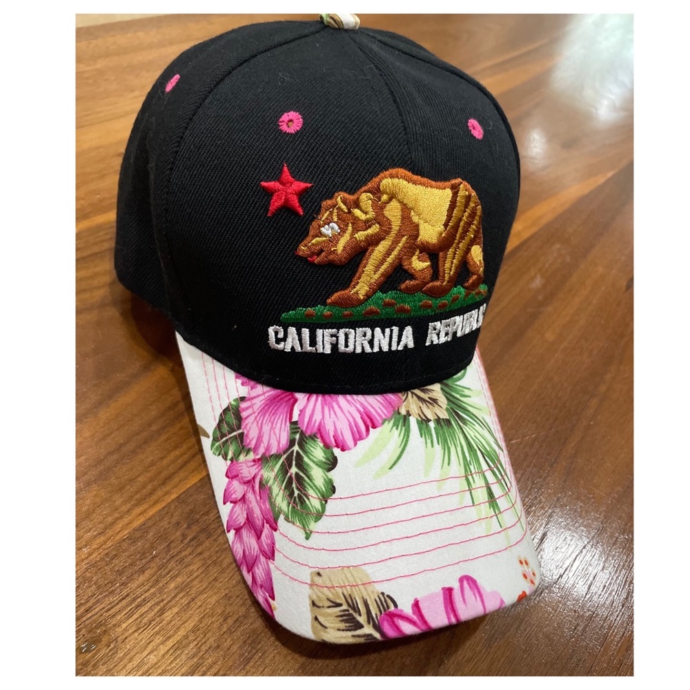 California Republic Floral hat. New
